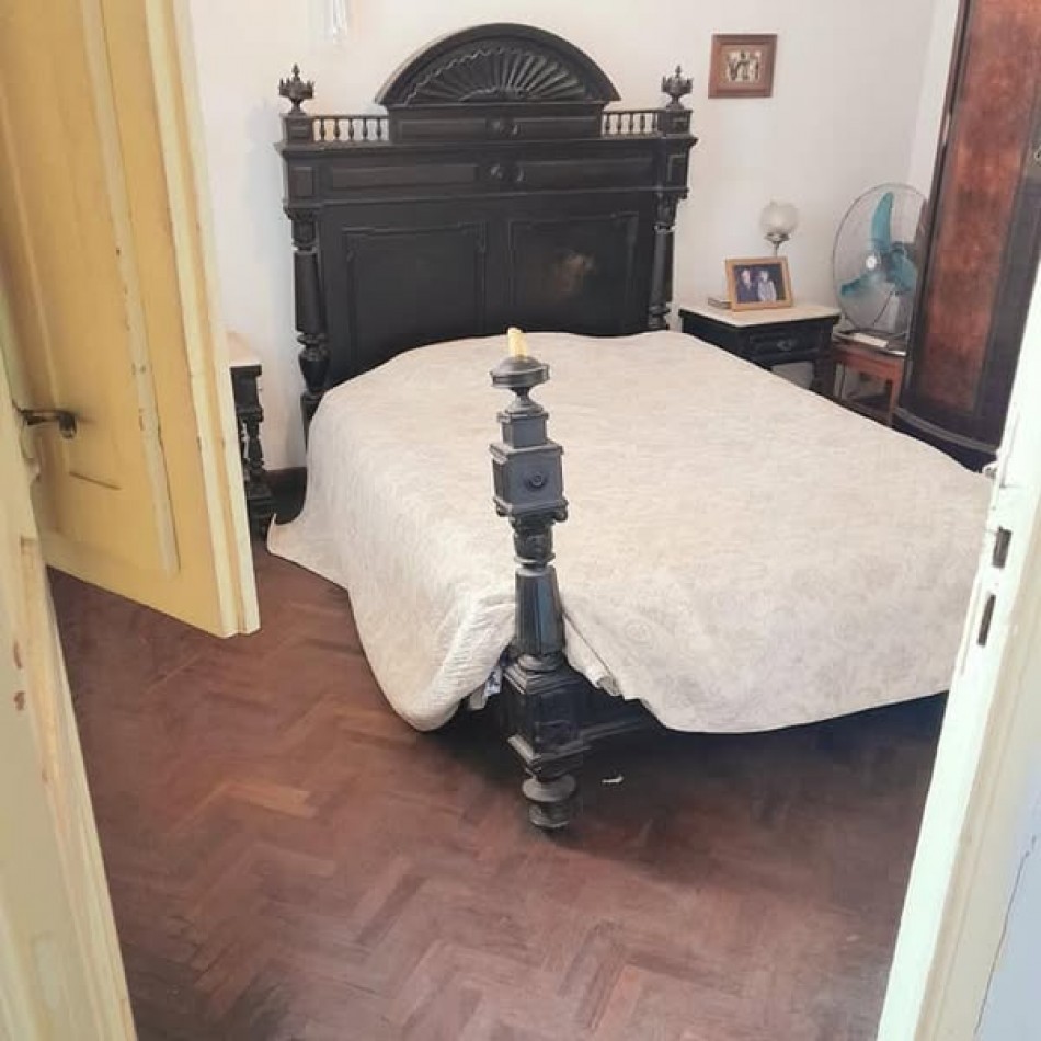 Hermosa Casa Antigua en Barrio Norte