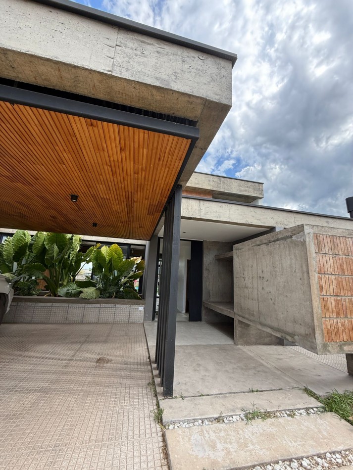 FABULOSA Y MODERNA CASA EN VENTA EN ALTO VERDE 3. Premium