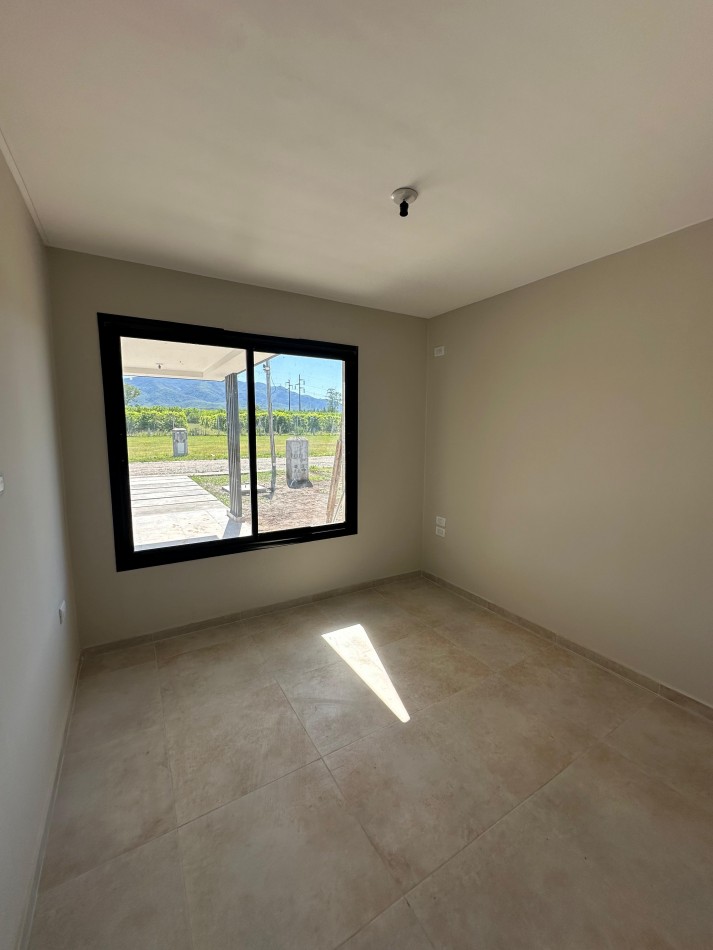 Casa 2 dormitorios. En los nogales