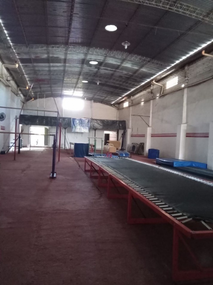 Excelente Galpon 600m2