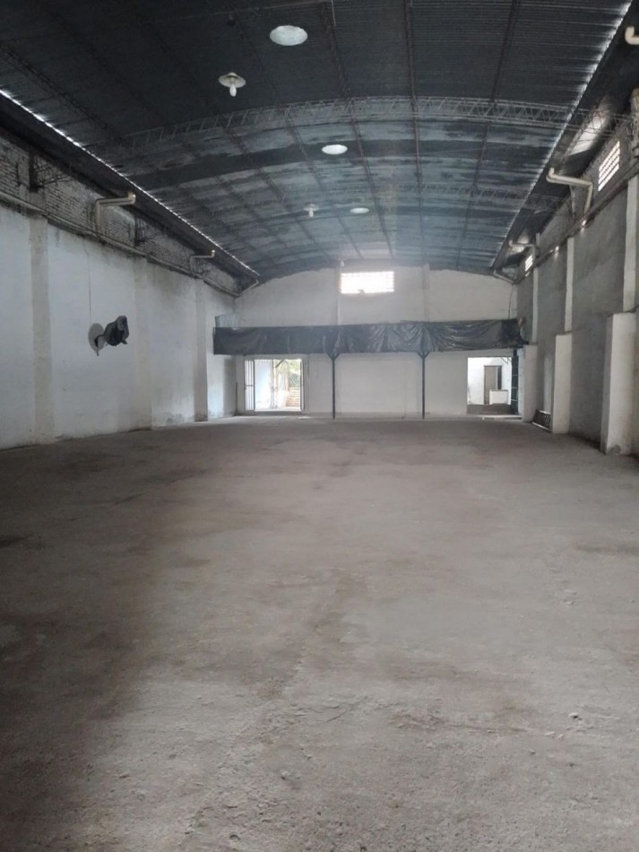 Excelente Galpon 600m2