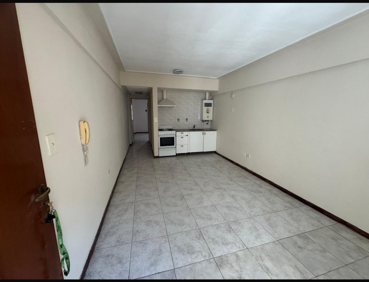 Granara alquila Departamento 1 dormitorio Pleno centro 