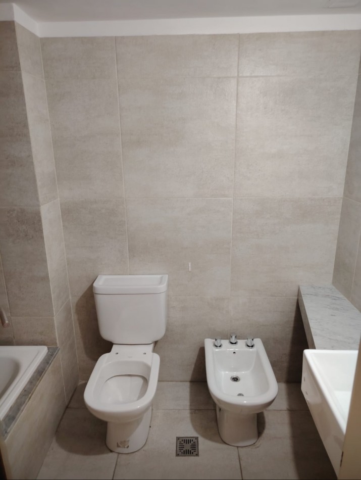 Granara inmobiliaria alquila hermoso departamento de un dormitorio pleno centro a media cuadra de la peatonal 