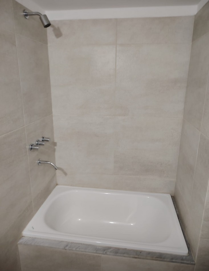 Granara inmobiliaria alquila hermoso departamento de un dormitorio pleno centro a media cuadra de la peatonal 