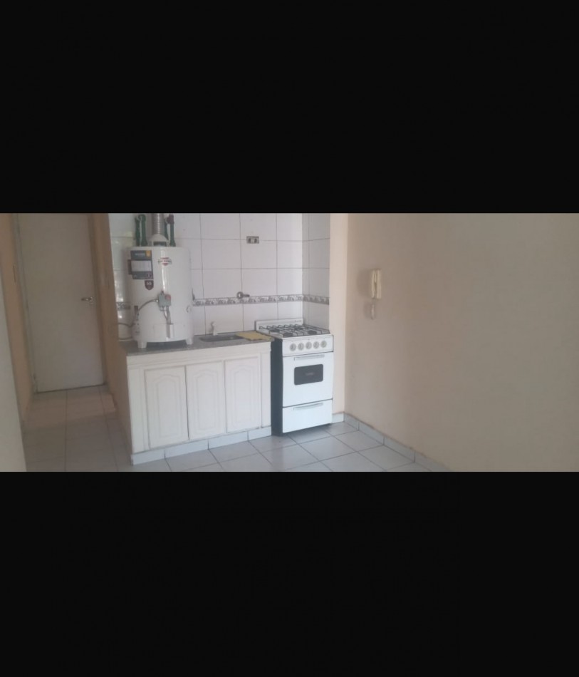 Granara inmobiliaria Alquila mono con balcon 