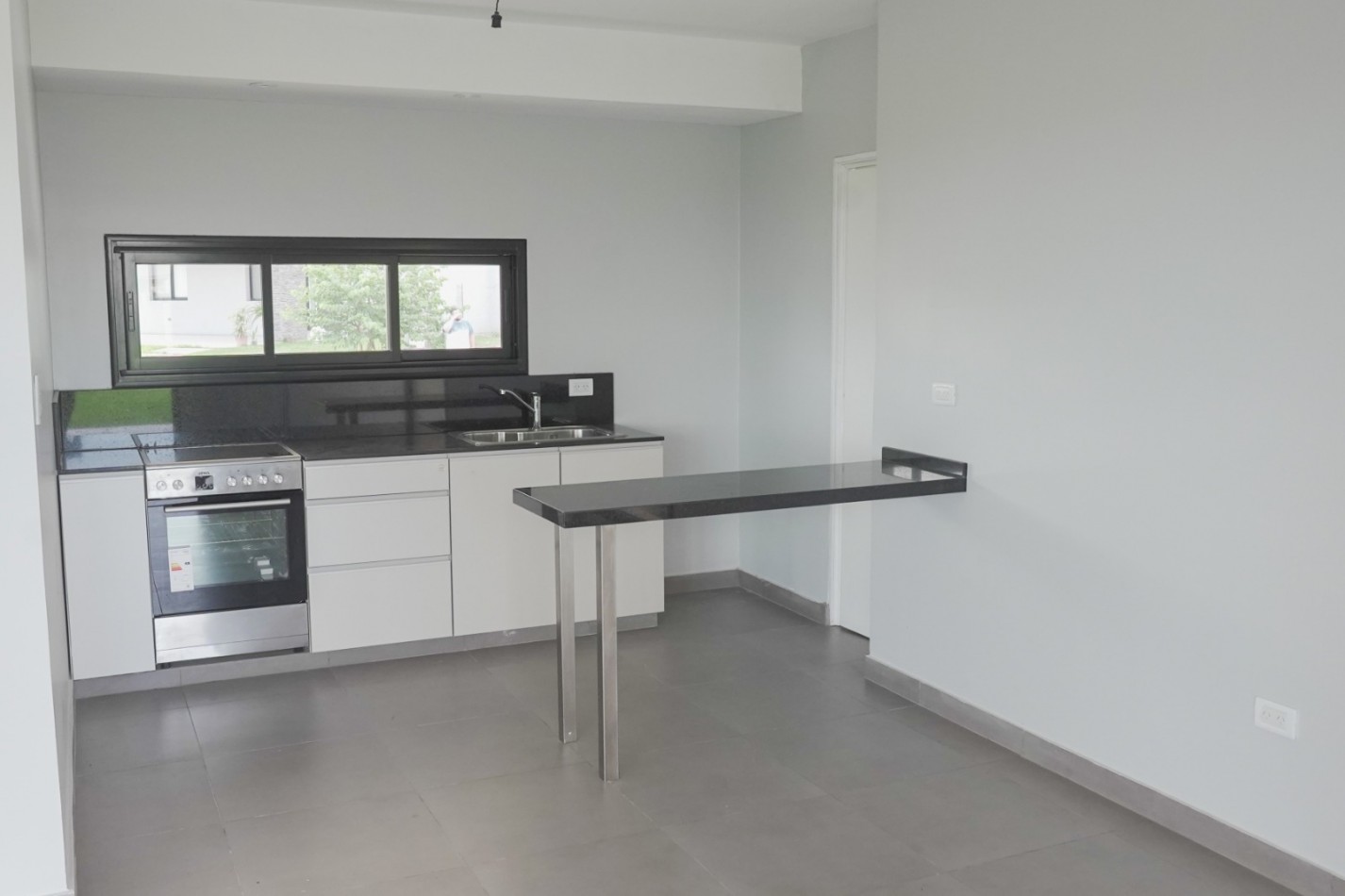 Venta casa en Country Viento Sur tres dormitorios 