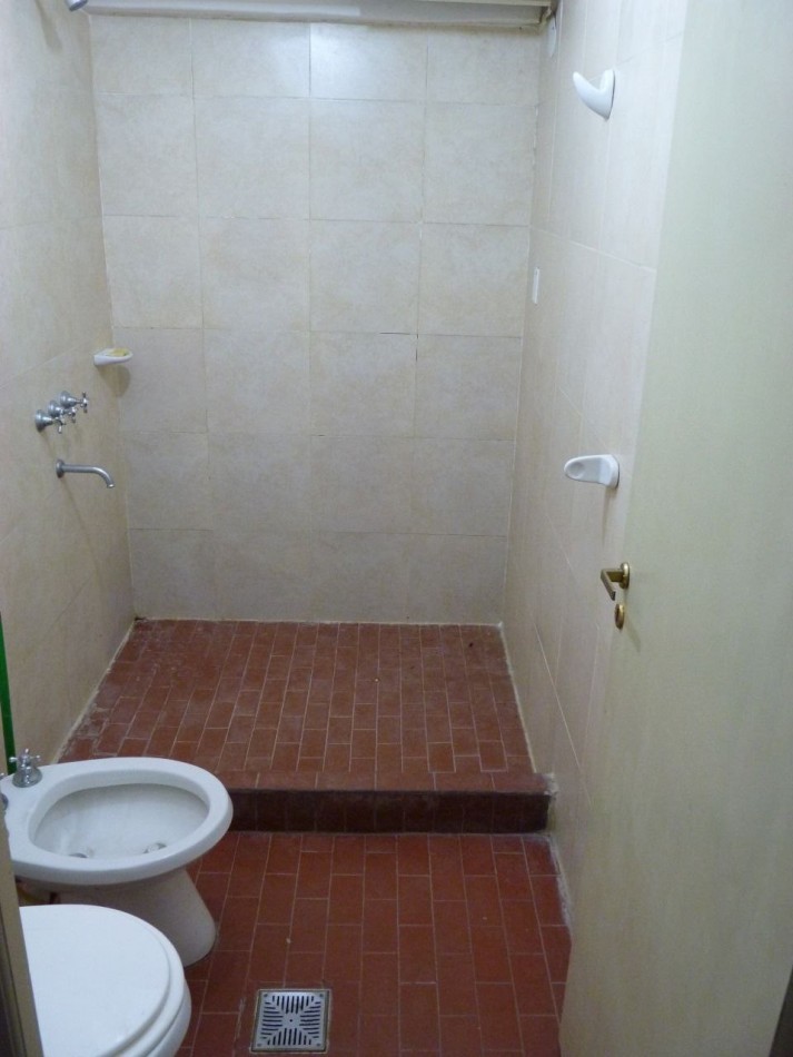 Casa 4 Dormitorios en Barrio Presidente Peron