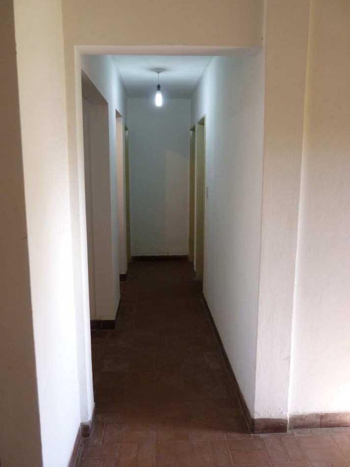 Casa 4 Dormitorios en Barrio Presidente Peron