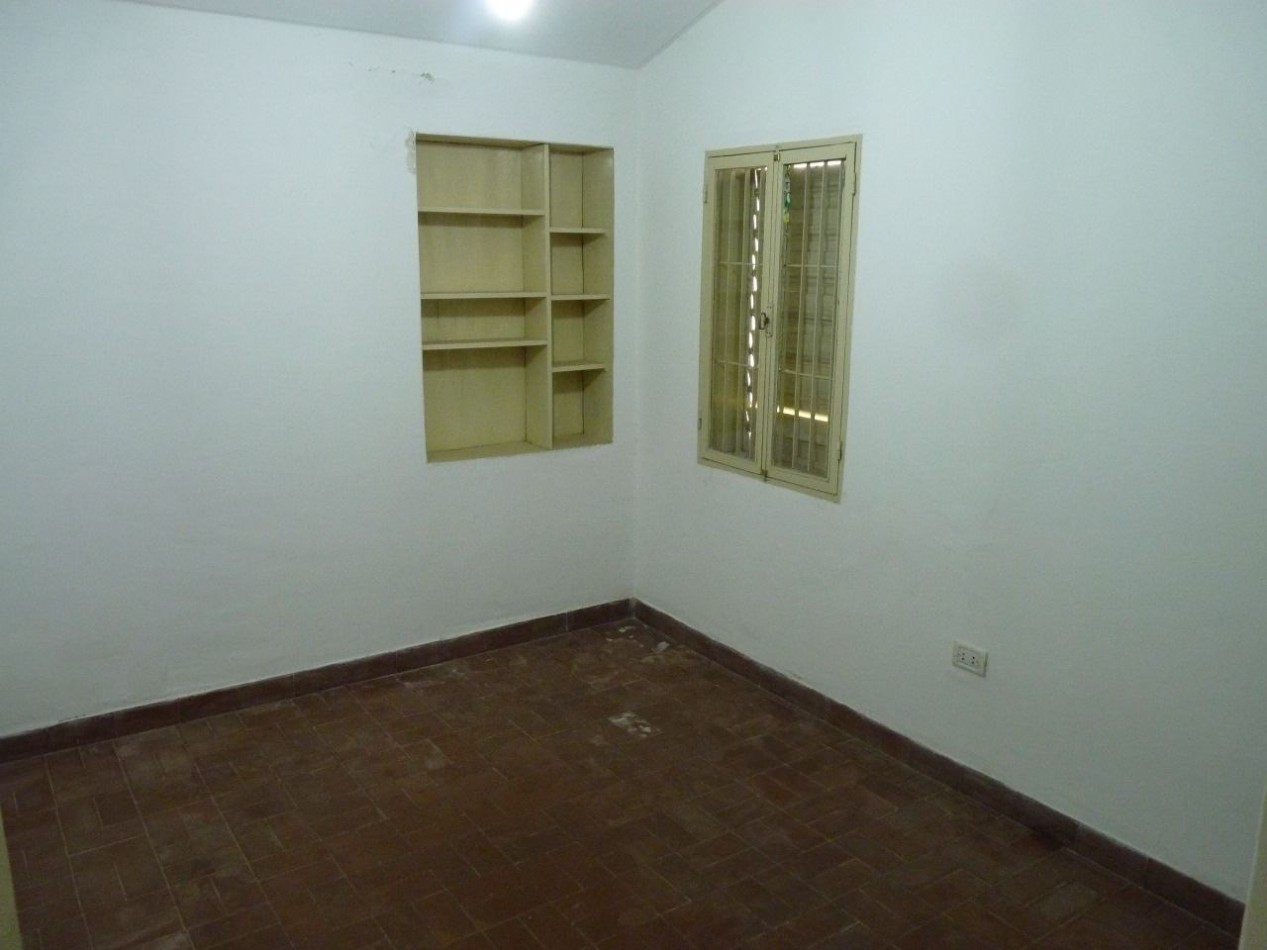 Casa 4 Dormitorios en Barrio Presidente Peron