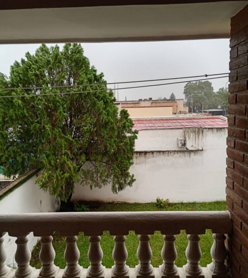 Granara alquila Casa 4 dormitorios en Yerba buena 