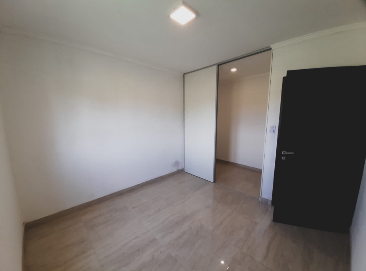 Granara Inmobiliaria Vende Casa en los nogales de 3 dormitorios 