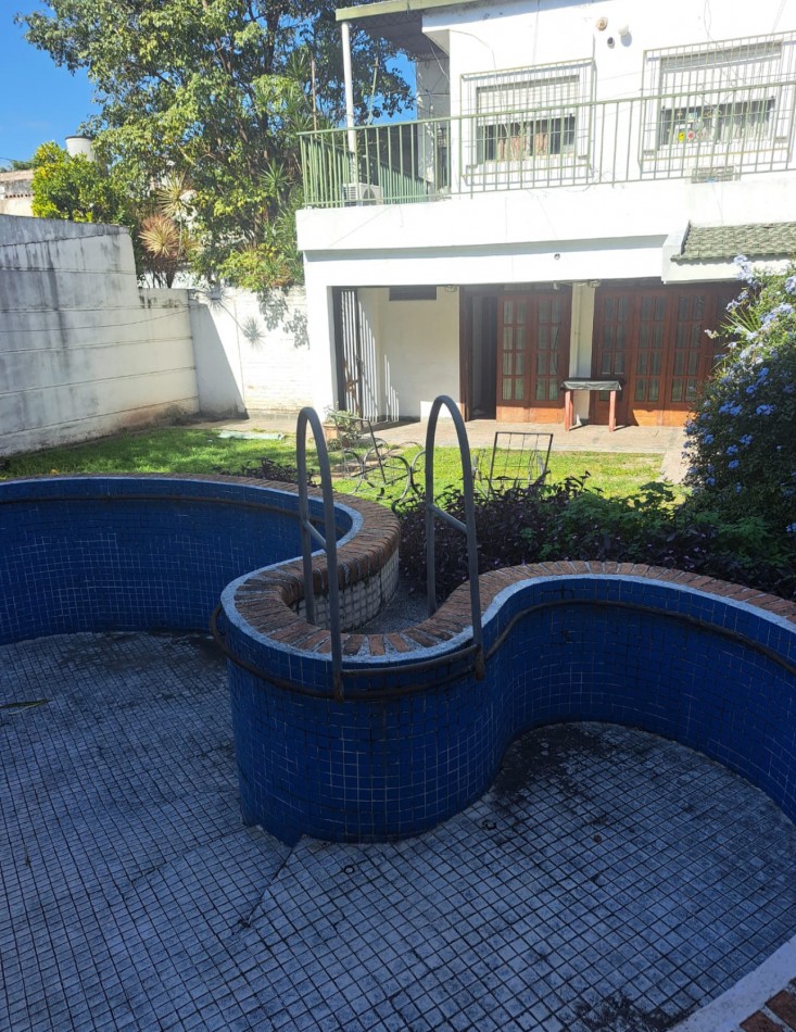 Alquiler Casa Amplia 4 dormitorios 