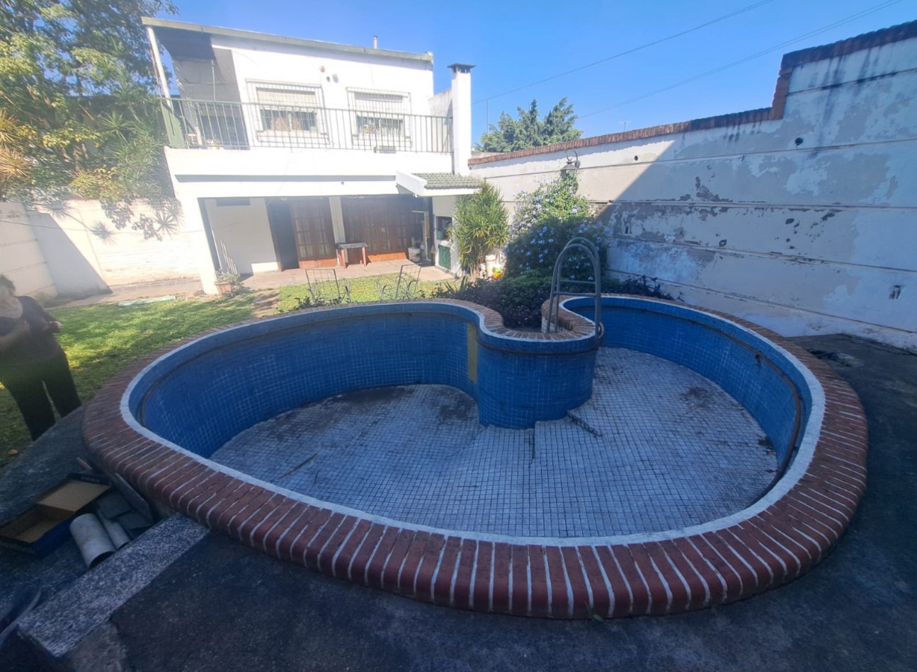 Alquiler Casa Amplia 4 dormitorios 