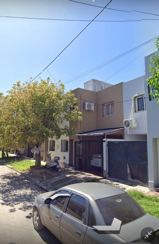 Venta duplex 3 dormitorios BAget America 1900