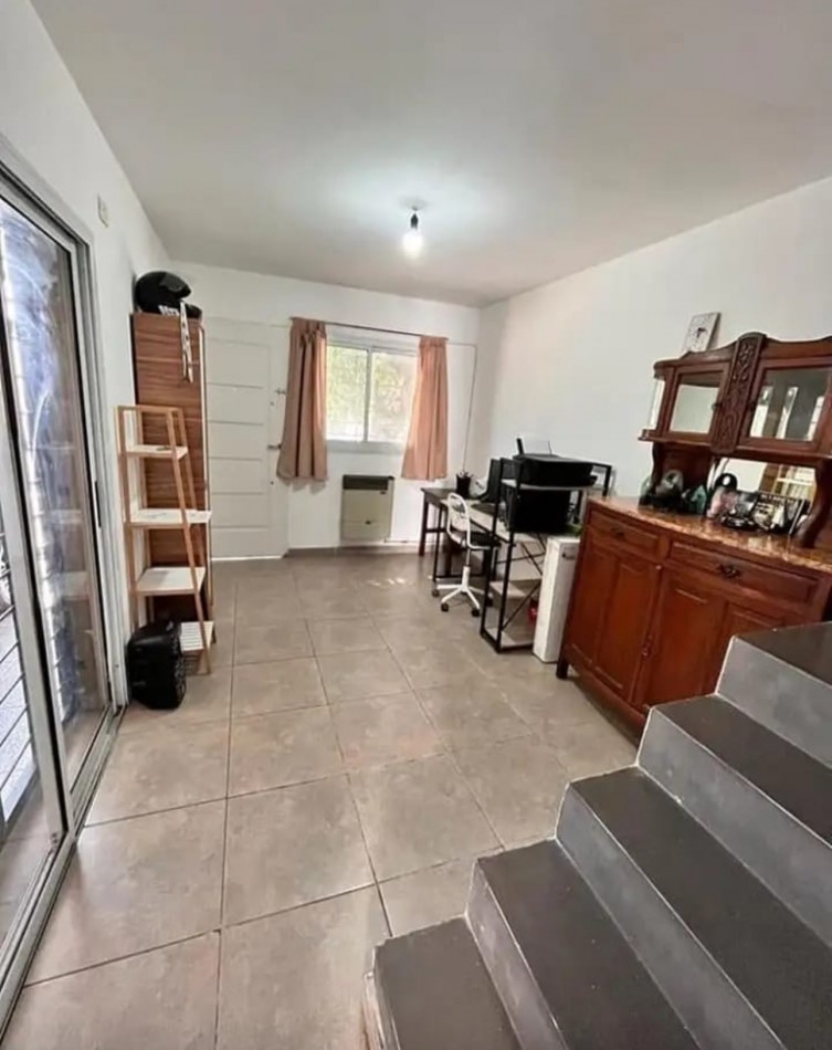 Venta duplex 3 dormitorios BAget America 1900