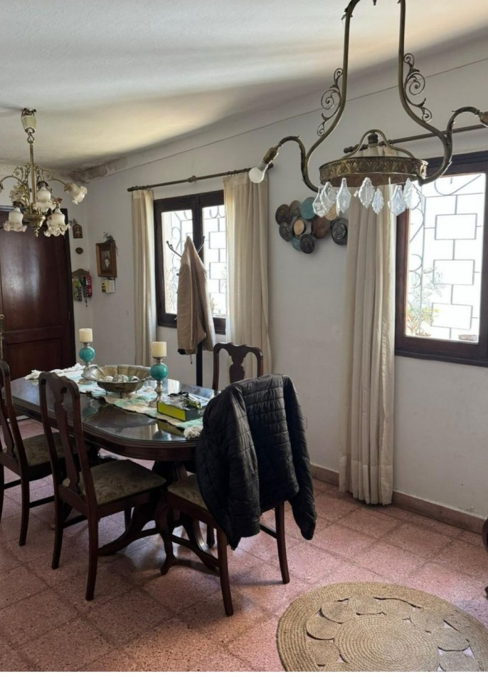 Casa en venta 3 dormitorios zona privilegiada Yerba buena calle Paraguay 700