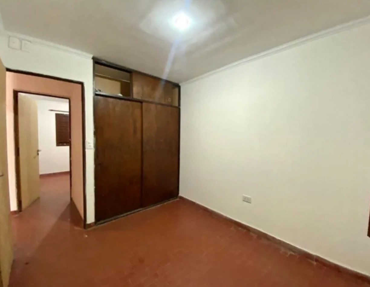 Vende Casa de tres Dormitorios en Las Talitas 