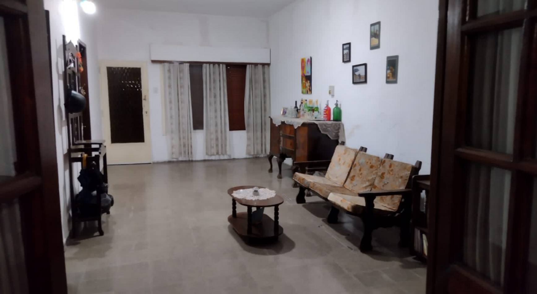 Vende Casa de tres dormitorios Juan Jose Paso 335