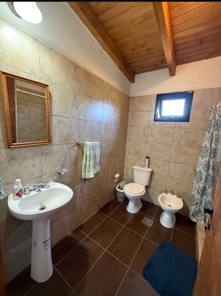 Venta Casa Tafi del Valle sobre Calle principal Casas de Colores 