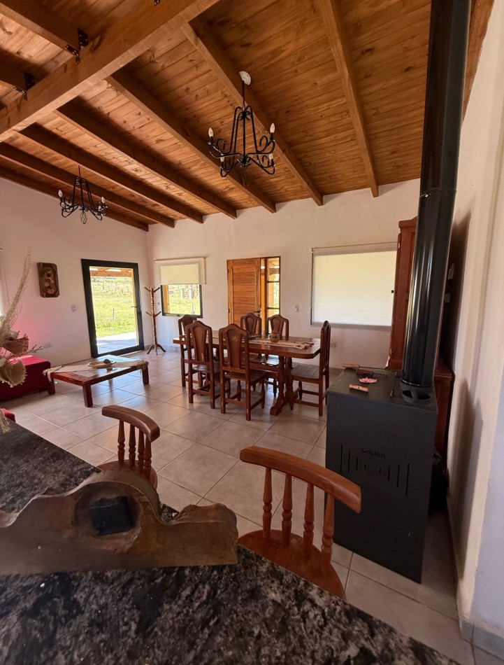 Venta Casa Tafi del Valle sobre Calle principal Casas de Colores 