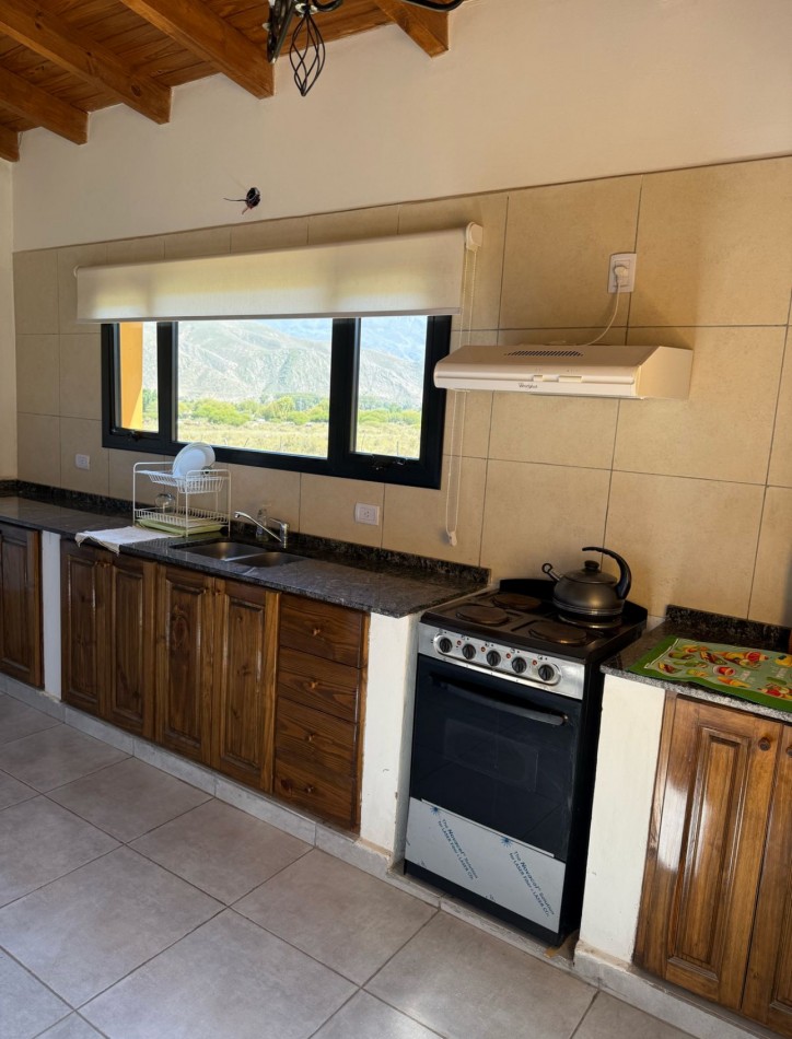 Venta Casa Tafi del Valle sobre Calle principal Casas de Colores 