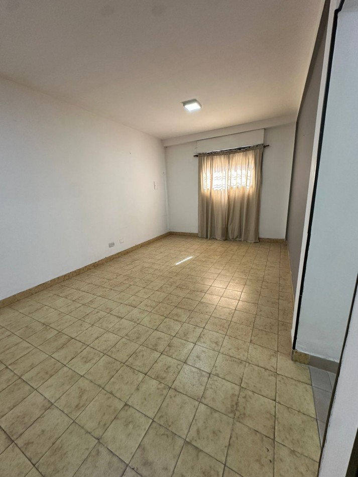 DEPARTAMENTO 3 DORMITORIOS - BOLIVIA 597