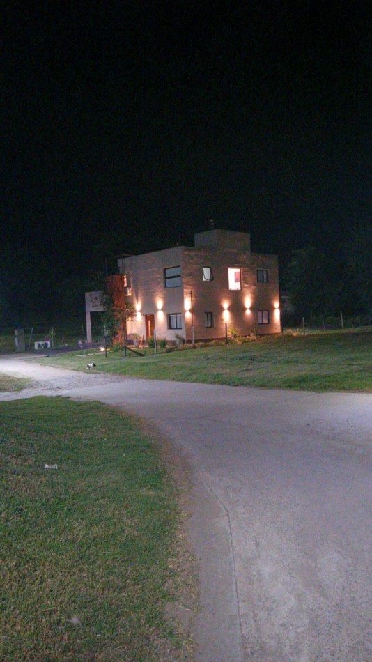 CASA 3 DORMITORIOS EN LA RESERVA 1 