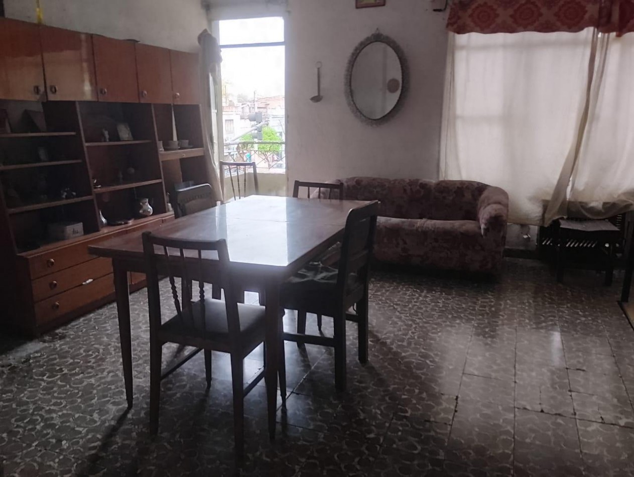 PROPIEDAD CON DESTINO COMERCIAL Y RESIDENCIAL EN AV MITRE