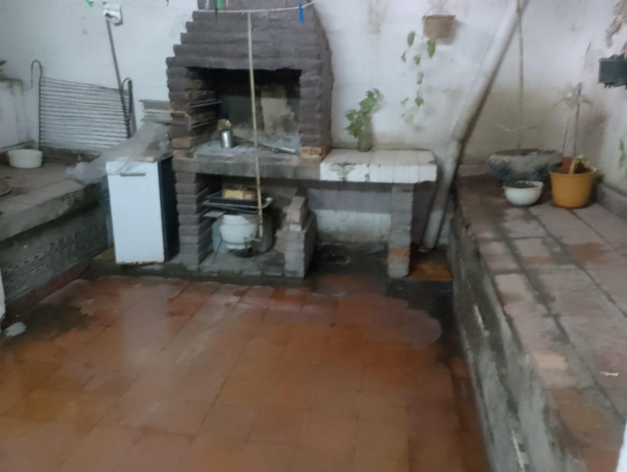 PROPIEDAD CON DESTINO COMERCIAL Y RESIDENCIAL EN AV MITRE