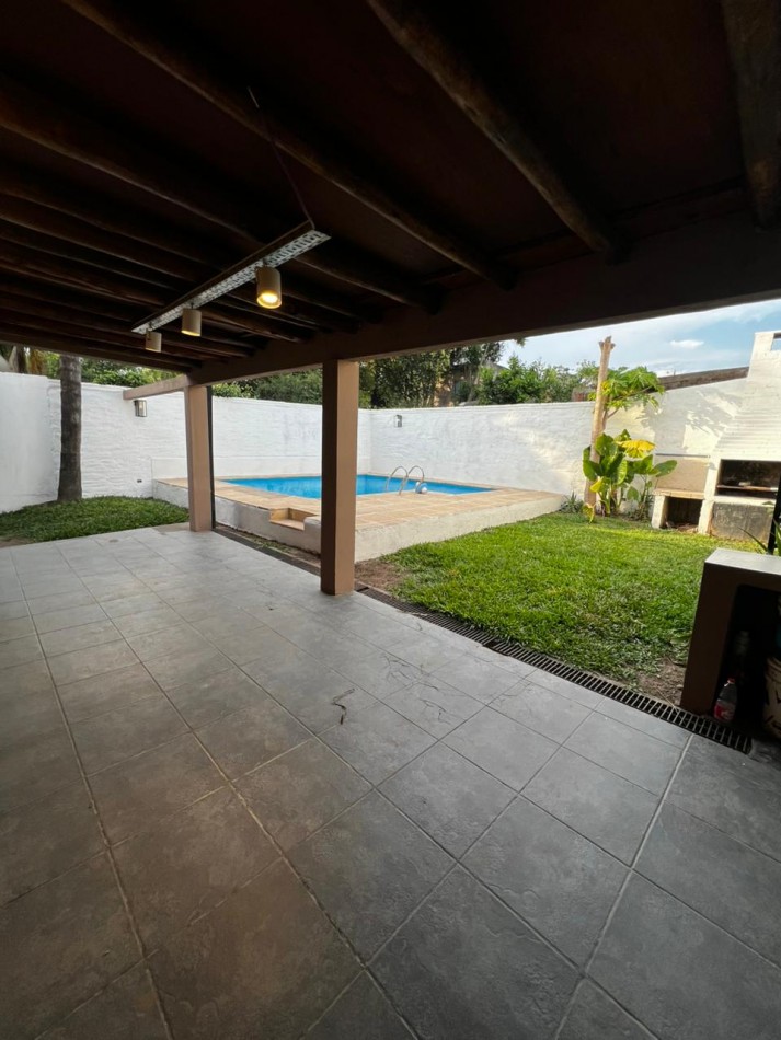 HERMOSA CASA DE 4 DORMITORIOS EN ALQUILER - YERBA BUENA