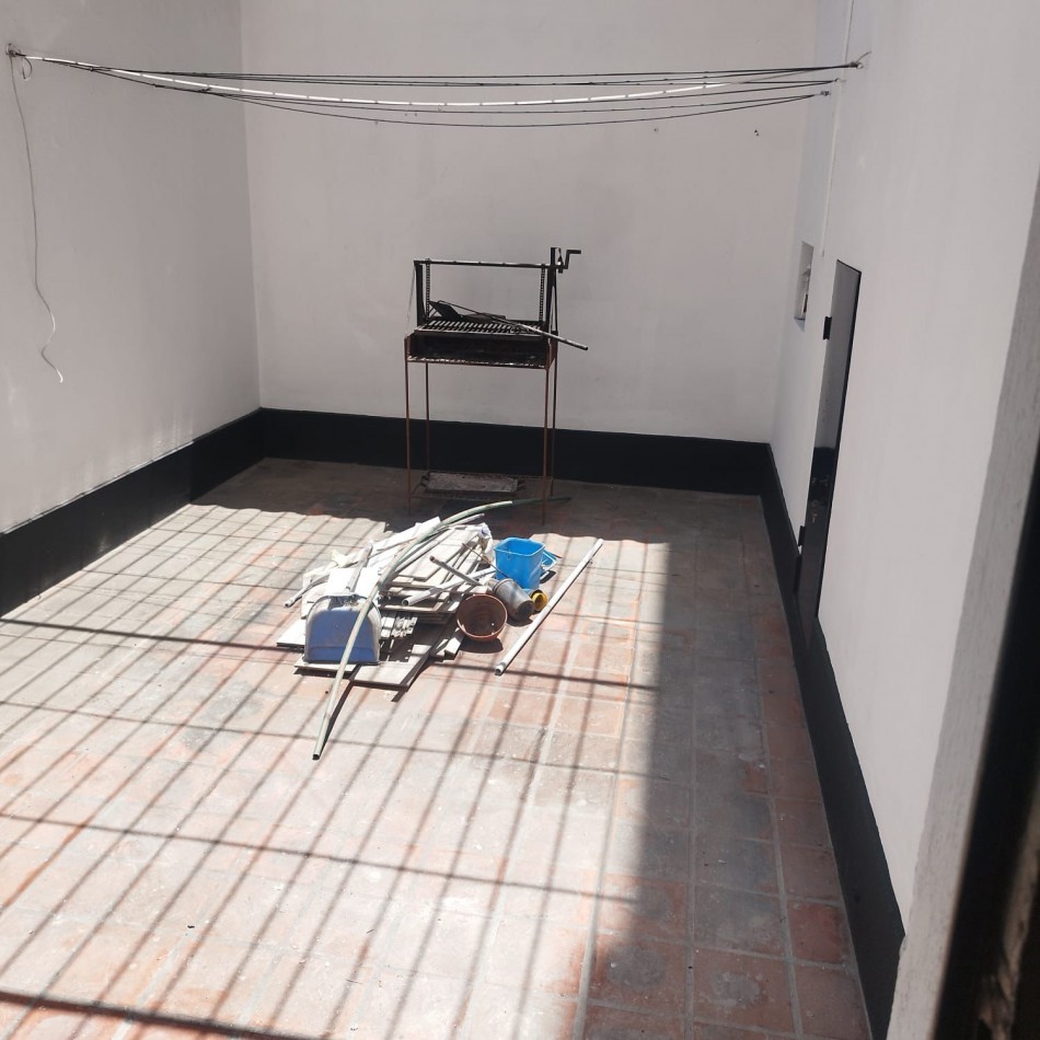 DEPARTAMENTO EN PB DE 1 DORMITORIO - EN VENTA