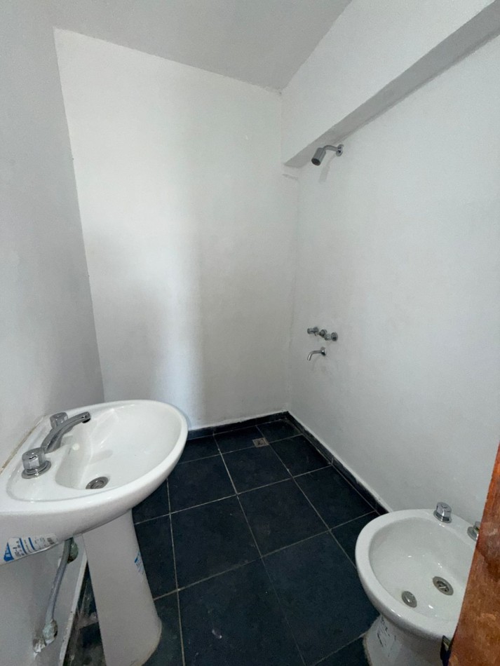 MONOAMBIENTES EN VENTA - OPORTUNIDAD - BOLIVAR 824