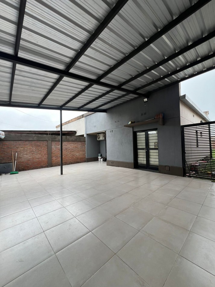 HERMOSA CASA DE 2 DORMITORIOS EN VENTA