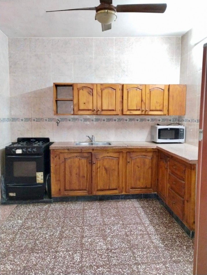 VENTA - casa 4 dormitorios - Aguilares 