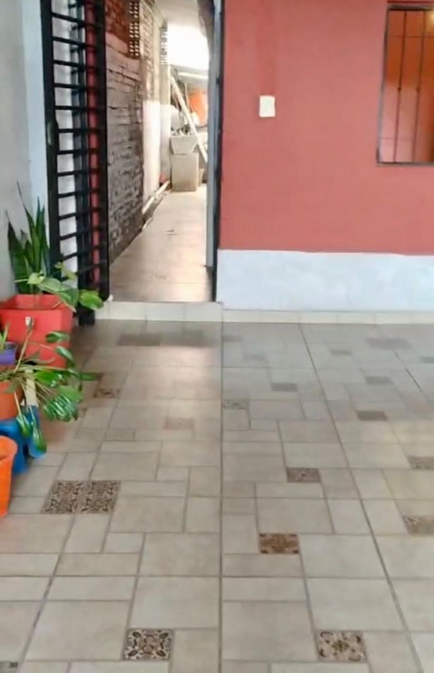 VENTA - casa 4 dormitorios - Aguilares 