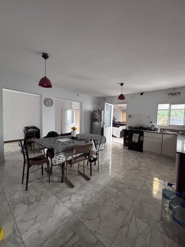 HERMOSA CASA DE 3 DORMITORIOS EN VENTA - LOMAS DE TAFI