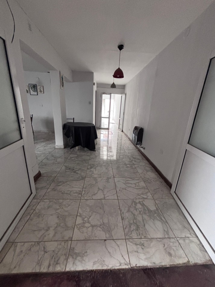 HERMOSA CASA DE 3 DORMITORIOS EN VENTA - LOMAS DE TAFI