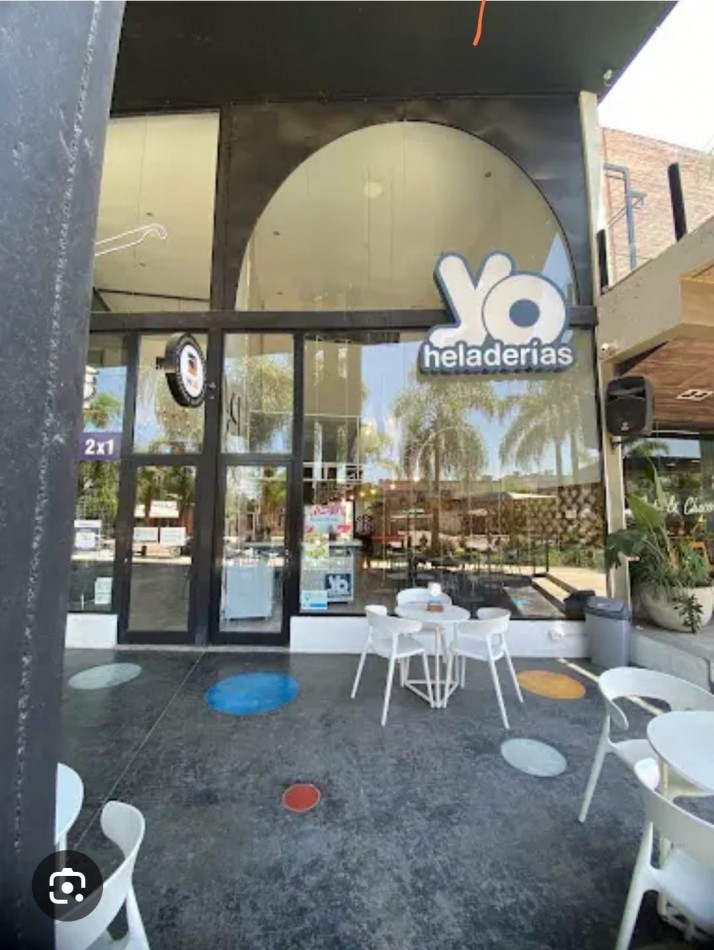 Fondo de comercio (Heladeria + cafeteria) Av. Aconquija 235