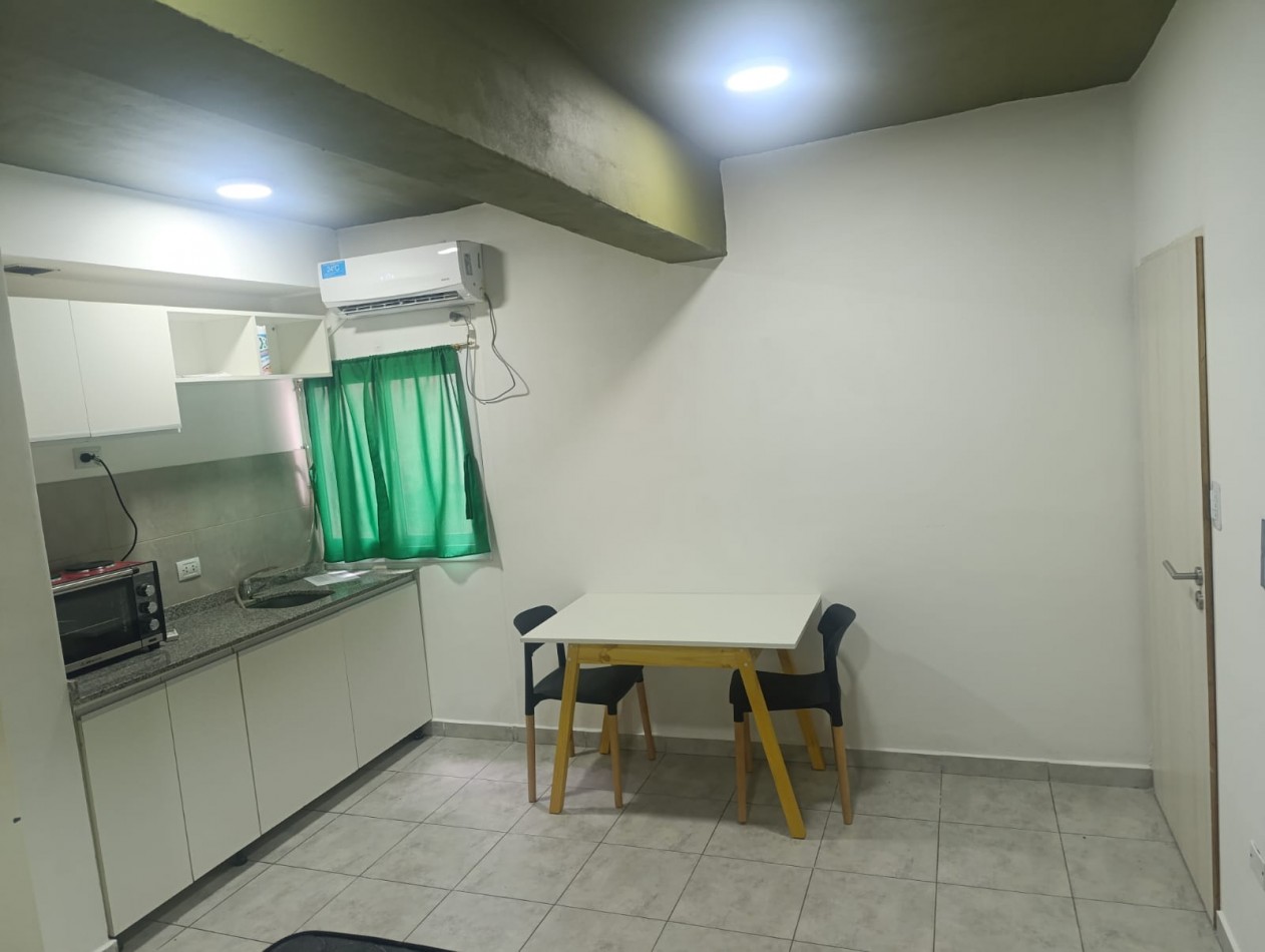 MONOAMBIENTE EN ALQUILER - AYACUCHO 965