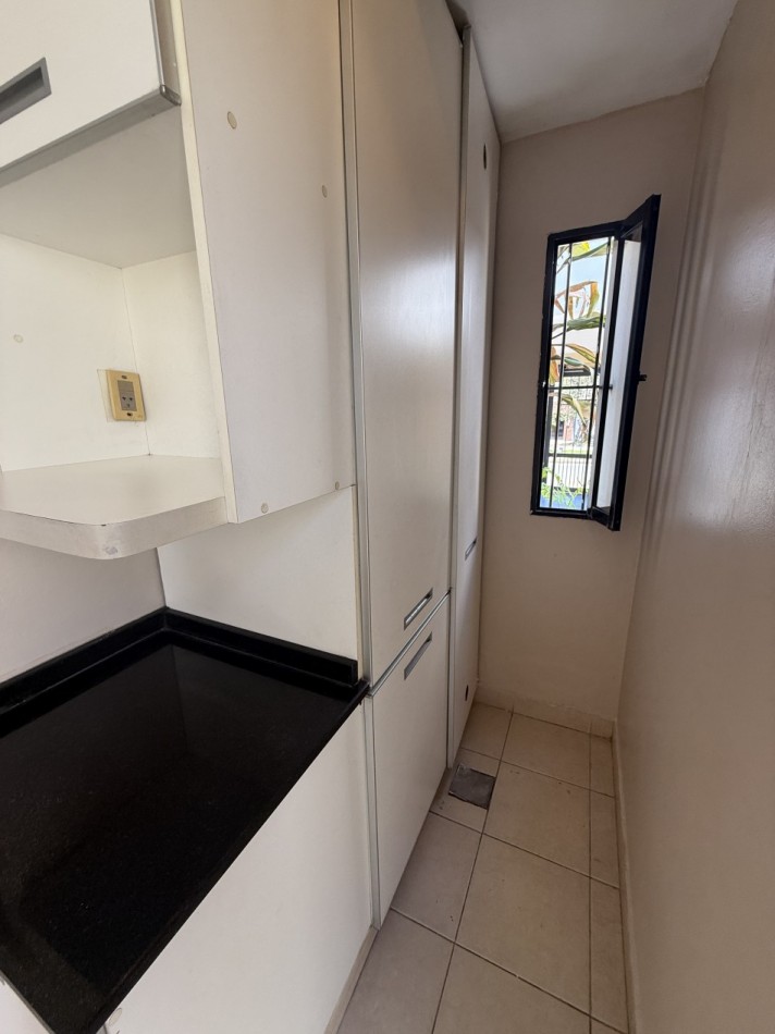 Casa de 3 dormitorios. Santiago 4400