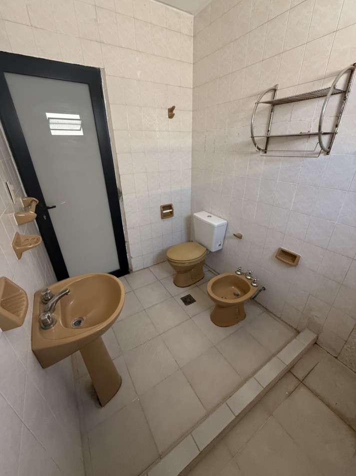 Casa de 3 dormitorios. Santiago 4400