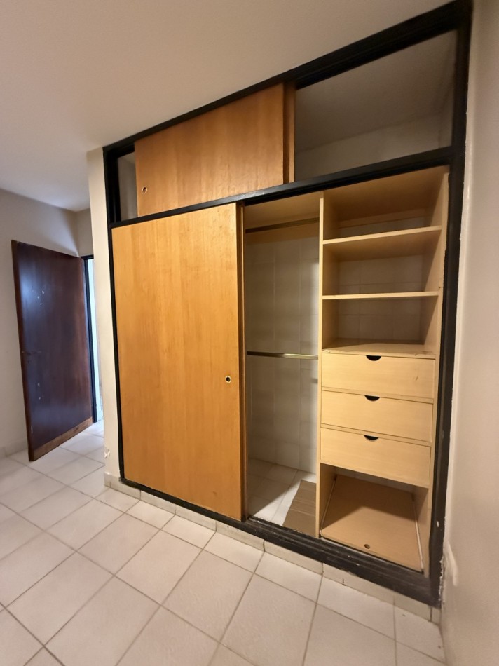 Casa de 3 dormitorios. Santiago 4400
