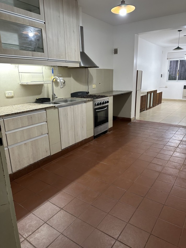 Vende Casa dos dormitorios Barrio San Jose III Yerba Buena 