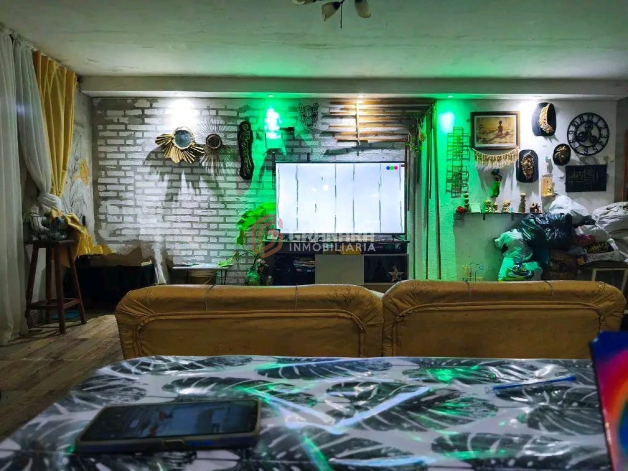 CASA DE 2 DORMITORIOS EN LAS TALITAS