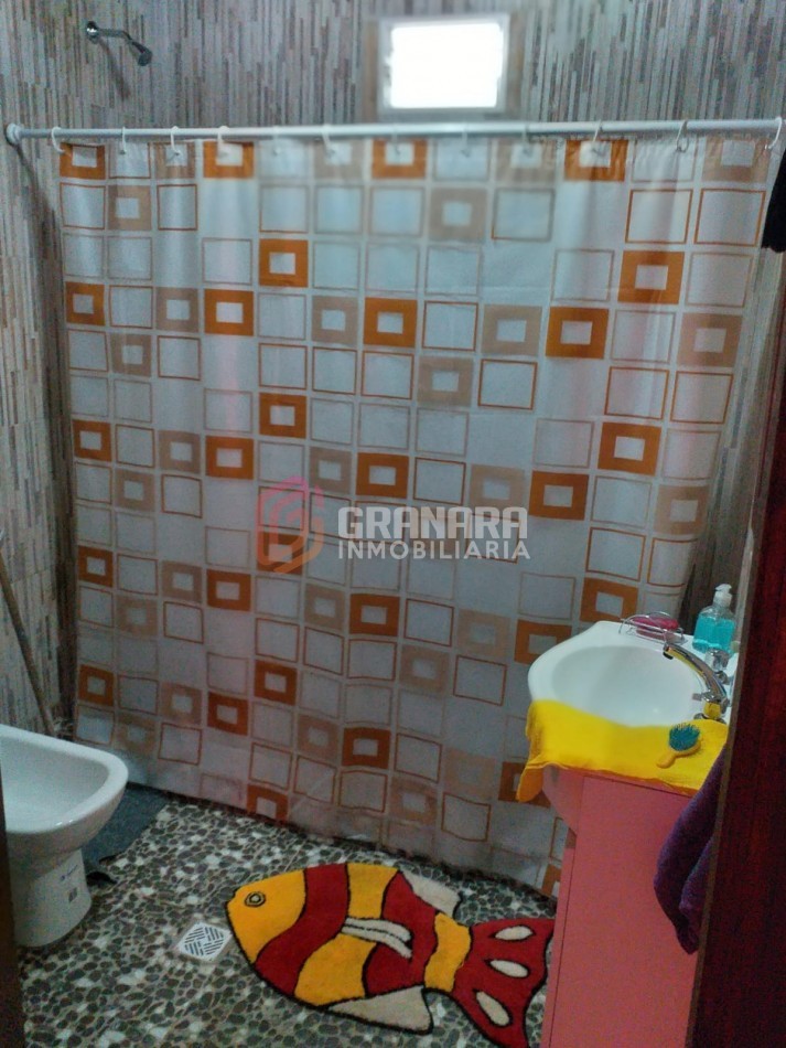 CASA EN SAN PEDRO EN VENTA - FRENTE AL ZOOLOGICO