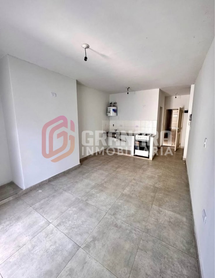 MONOAMBIENTE EN ALQUILER - BARRIO SUR