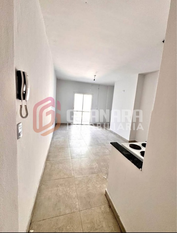 MONOAMBIENTE EN ALQUILER - BARRIO SUR