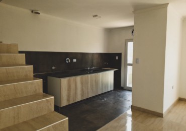 Granara Inmobiliaria Vende Casa en los nogales de 3 dormitorios 