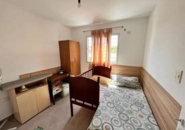 Venta duplex 3 dormitorios BAget America 1900