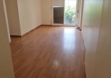 Venta - amplio departamento de 4 dormitorios. Pleno centro, Buenos Aires 600